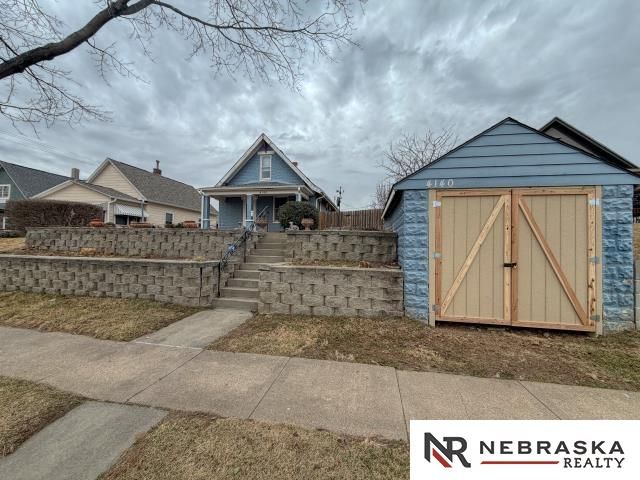 4140 V Street, Omaha, NE 68107