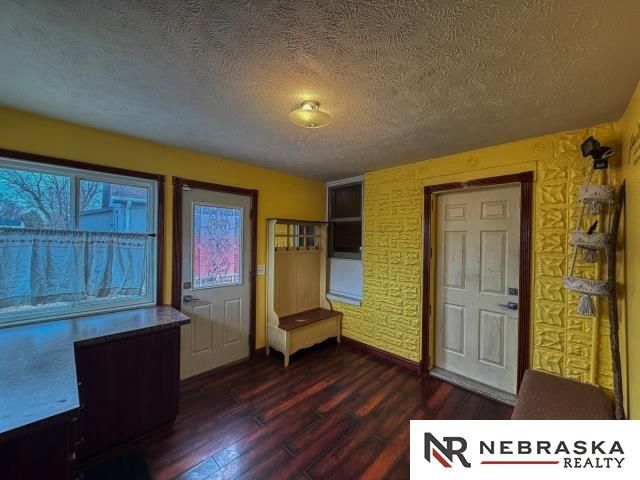 4140 V Street, Omaha, NE 68107