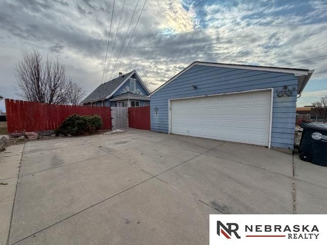 4140 V Street, Omaha, NE 68107