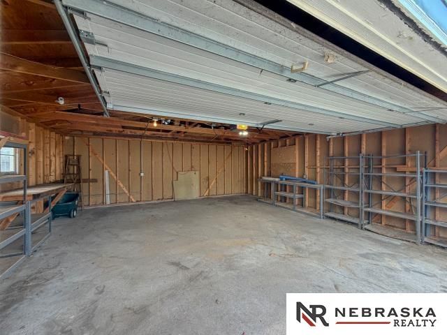 4140 V Street, Omaha, NE 68107