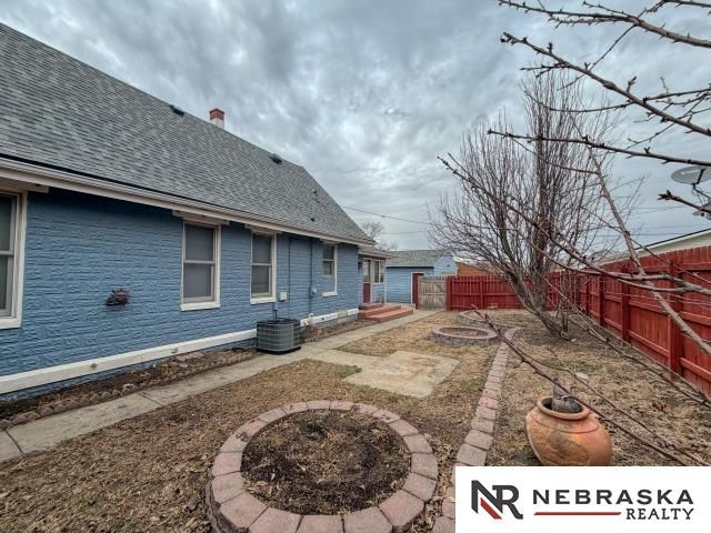 4140 V Street, Omaha, NE 68107