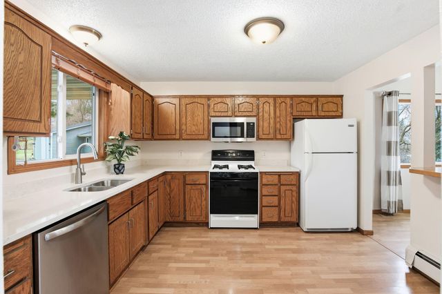 1504 Coronado Court, Burnsville, MN 55337