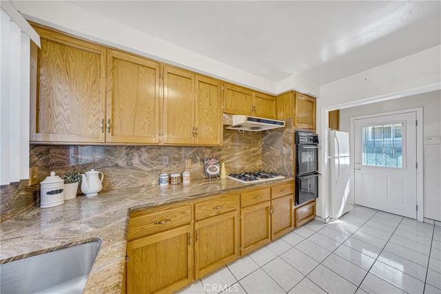 2640 David, La Habra, CA 90631