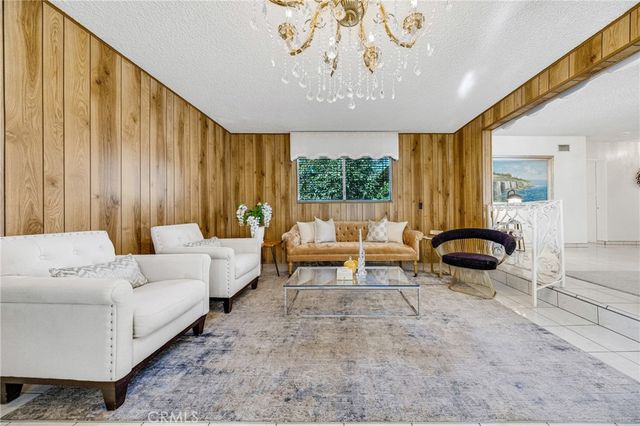 2640 David, La Habra, CA 90631