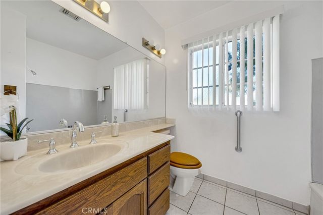 2640 David, La Habra, CA 90631
