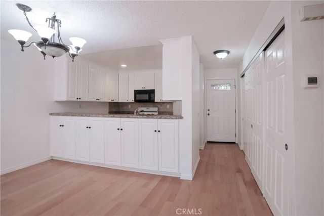 7101 Farralone Avenue 135, Canoga Park, CA 91303