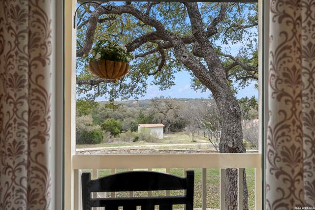 1130 Stoney Ridge Rd, Bulverde, TX 78163