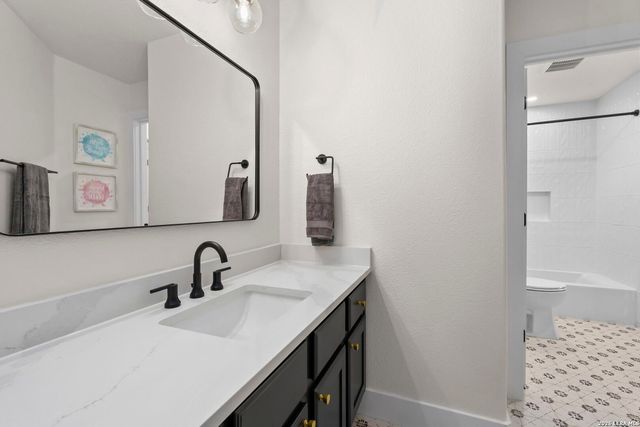 1130 Stoney Ridge Rd, Bulverde, TX 78163