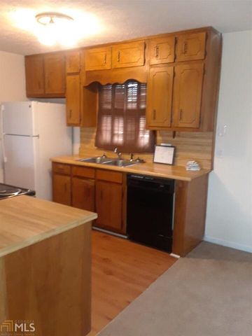 995 Green Street SE UNIT C, Conyers, GA 30012