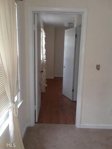 995 Green Street SE UNIT C, Conyers, GA 30012