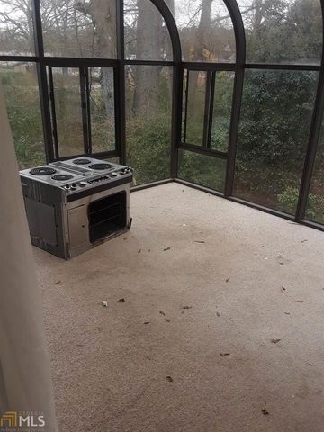 995 Green Street SE UNIT C, Conyers, GA 30012