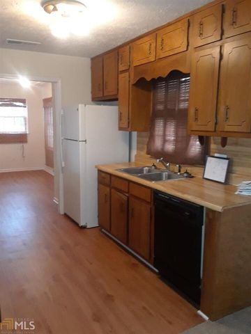 995 Green Street SE UNIT C, Conyers, GA 30012