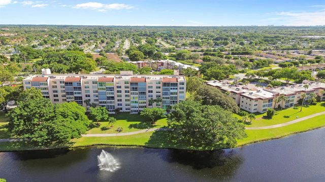 14671 Bonaire Boulevard 404, Delray Beach, FL 33446