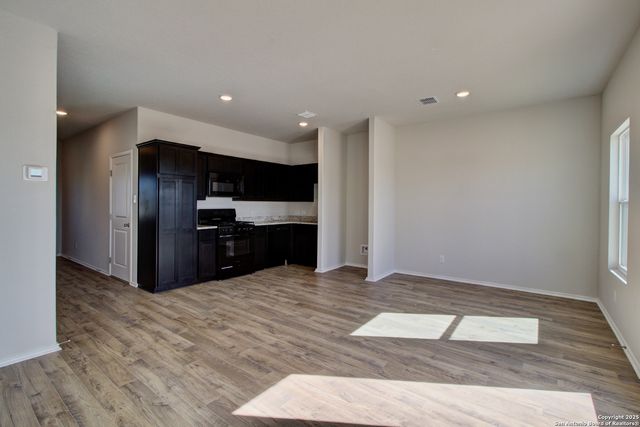 11120 Prairie Landing, Converse, TX 78109