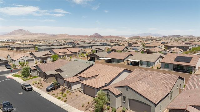 373 Haddocks Hall Place, Henderson, NV 89011