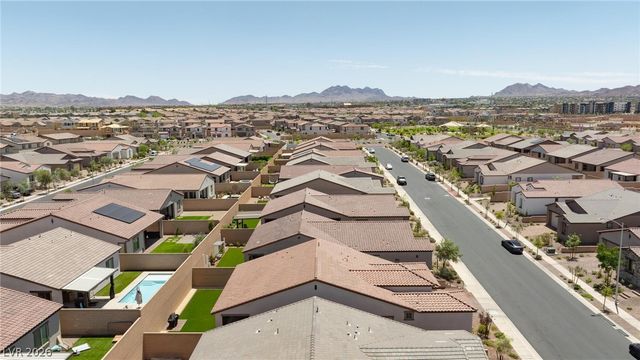 373 Haddocks Hall Place, Henderson, NV 89011