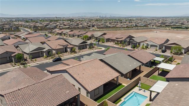 373 Haddocks Hall Place, Henderson, NV 89011