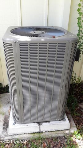 1204 Harbour Point Drive, Port Orange, FL 32127