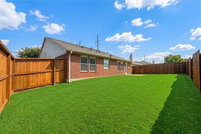 16702 Grovetrail Lane, Spring, TX 77379