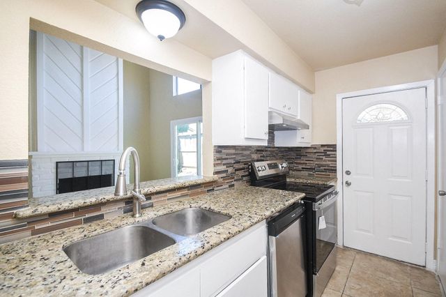 11330 Bandlon Drive, Houston, TX 77072