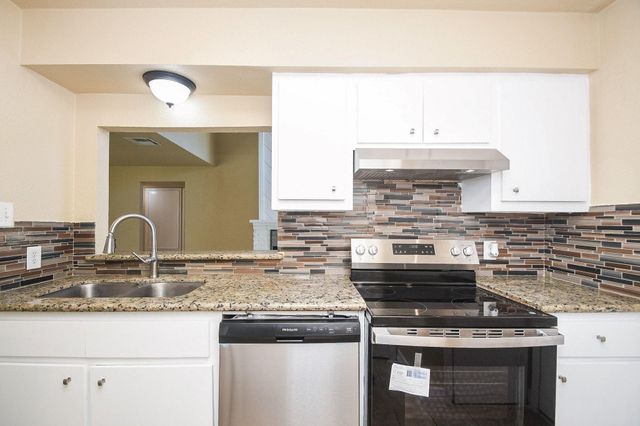 11330 Bandlon Drive, Houston, TX 77072