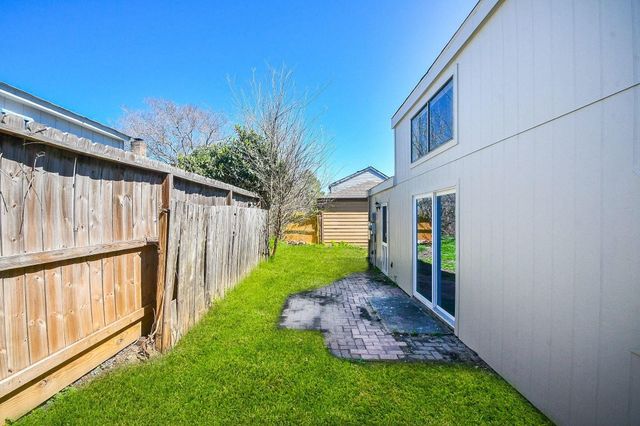 11330 Bandlon Drive, Houston, TX 77072