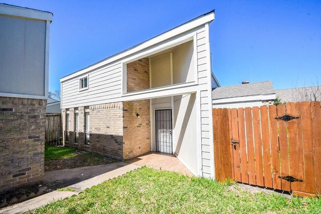 11330 Bandlon Drive, Houston, TX 77072