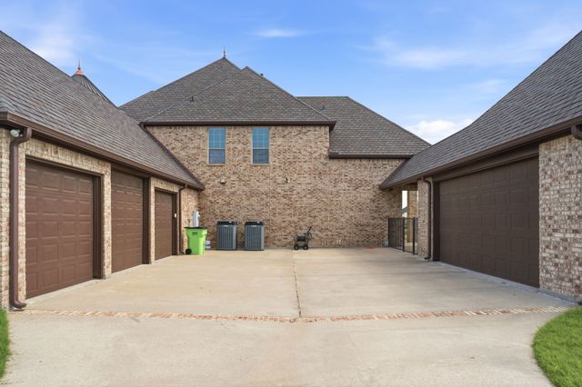 4411 Lake Breeze Drive, Mckinney, TX 75071