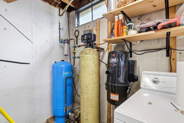 68 White Rock Hill Road, Bow, NH 03304