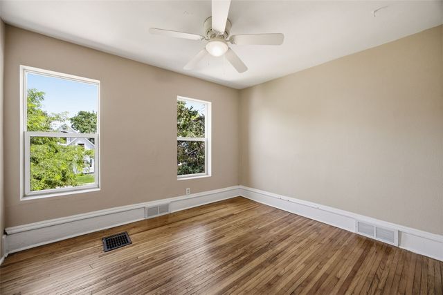 1507 Washington Avenue SE, Cedar Rapids, IA 52403