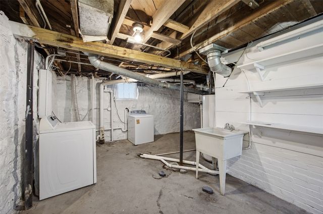 1507 Washington Avenue SE, Cedar Rapids, IA 52403