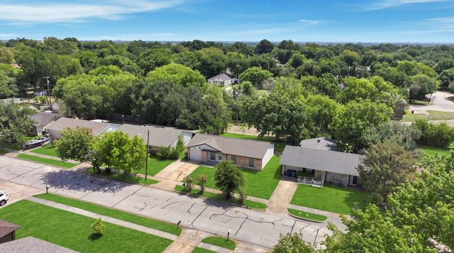 331 S 1st Street, Wylie, TX 75098