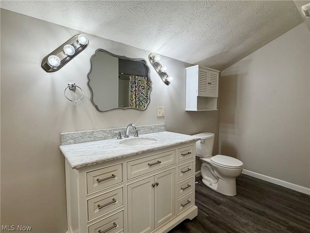 111 Goredon Drive, Chardon, OH 44024