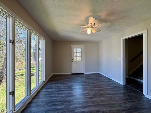 111 Goredon Drive, Chardon, OH 44024