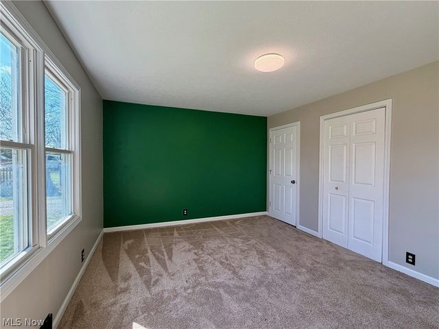 111 Goredon Drive, Chardon, OH 44024