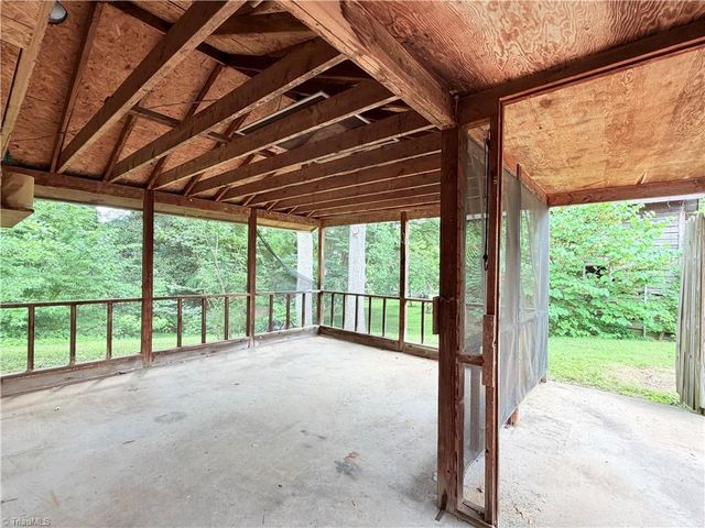 1940 Darwick Road, Winston-salem, NC 27127