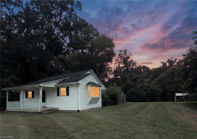 1940 Darwick Road, Winston-salem, NC 27127