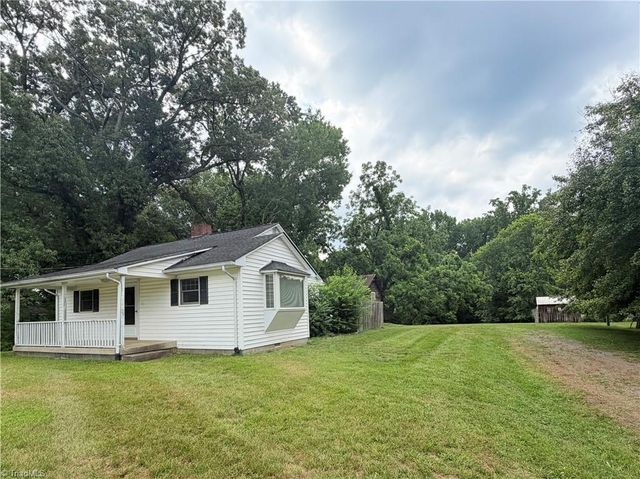 1940 Darwick Road, Winston-salem, NC 27127