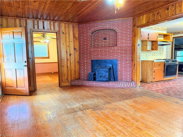1940 Darwick Road, Winston-salem, NC 27127