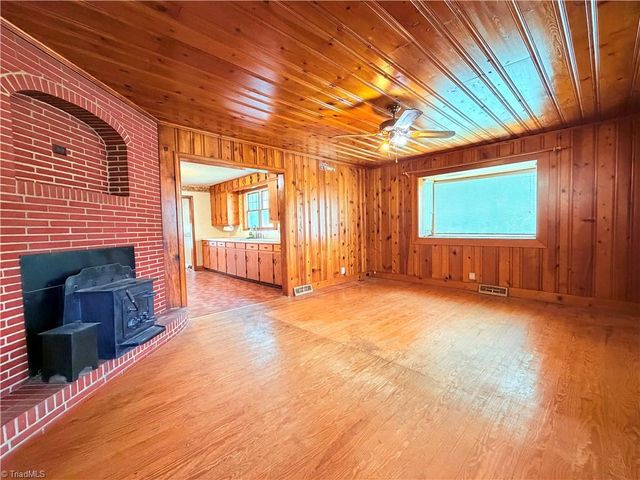 1940 Darwick Road, Winston-salem, NC 27127