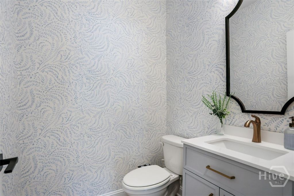 Image 11 of property listing at 109 Canter Court, Savannah, GA 31406