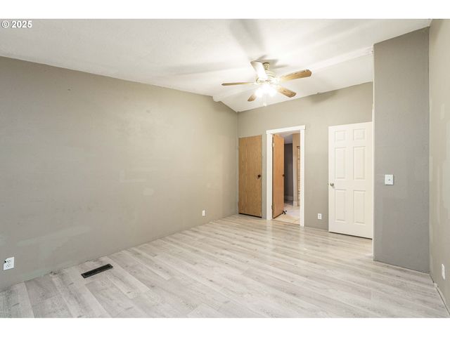 3777 ADDY St 17, Washougal, WA 98671