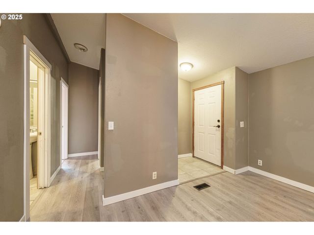 3777 ADDY St 17, Washougal, WA 98671