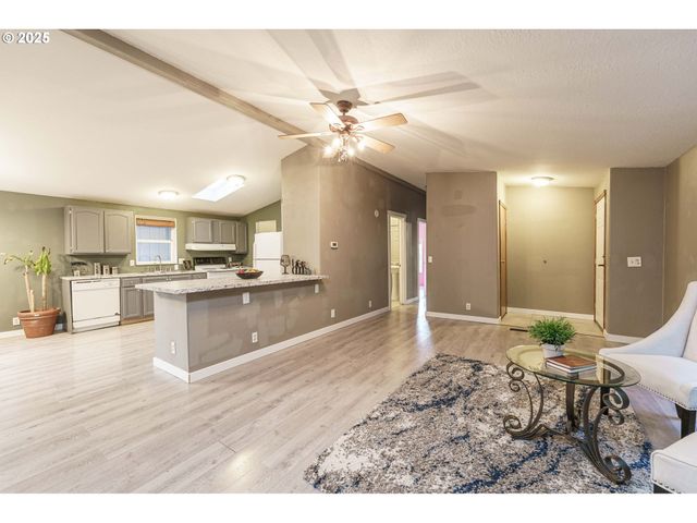 3777 ADDY St 17, Washougal, WA 98671