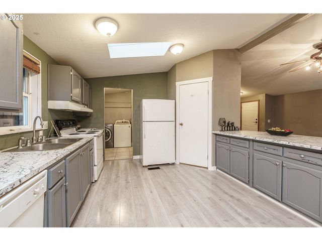 3777 ADDY St 17, Washougal, WA 98671