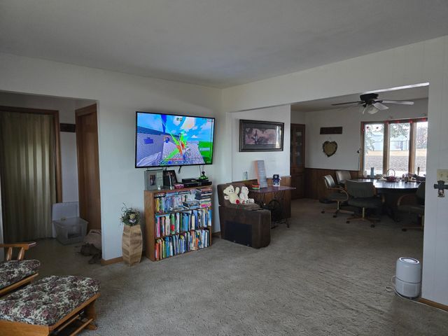 22525 Read Avenue, Worthington, MN 56187