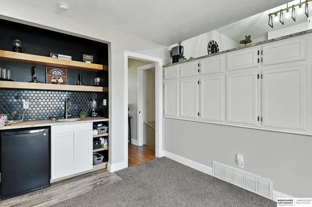 3914 N 94th Street, Omaha, NE 68134