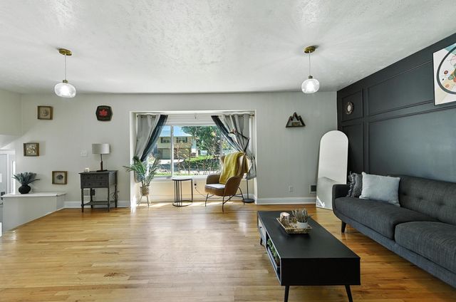 3914 N 94th Street, Omaha, NE 68134