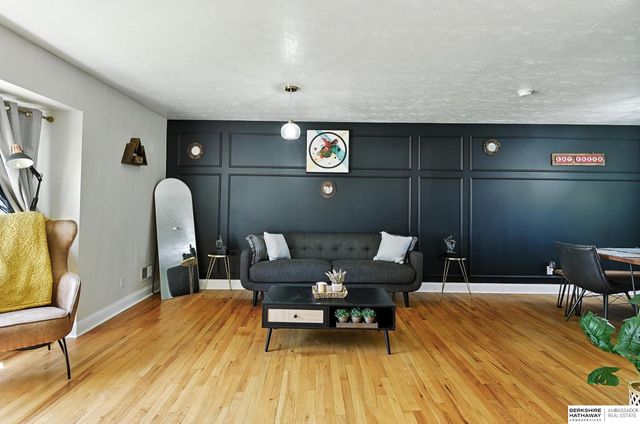 3914 N 94th Street, Omaha, NE 68134