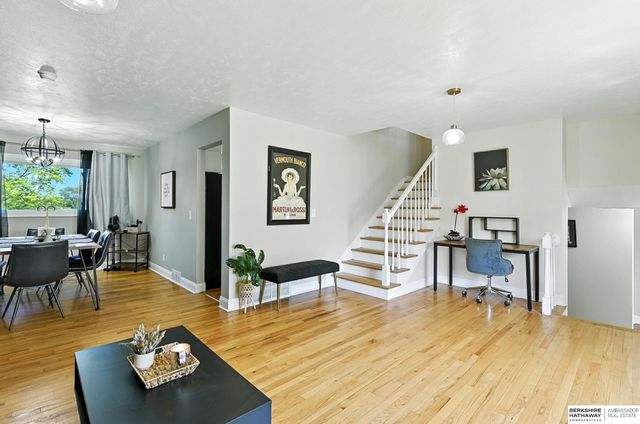 3914 N 94th Street, Omaha, NE 68134